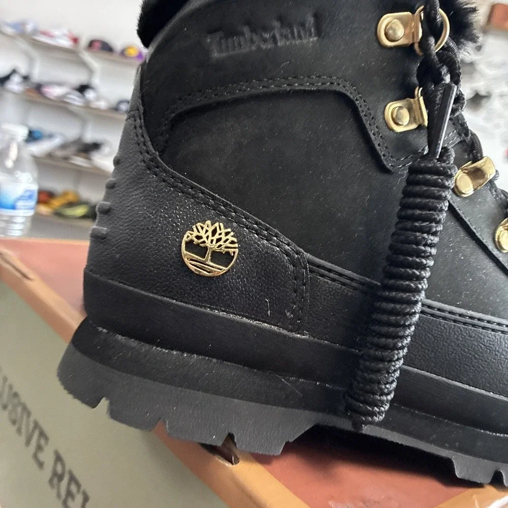 Timberland Kids' Euro Hiker Shell Toe Blackout TB0A2N3H001 SZ 4Y New DS OG Box